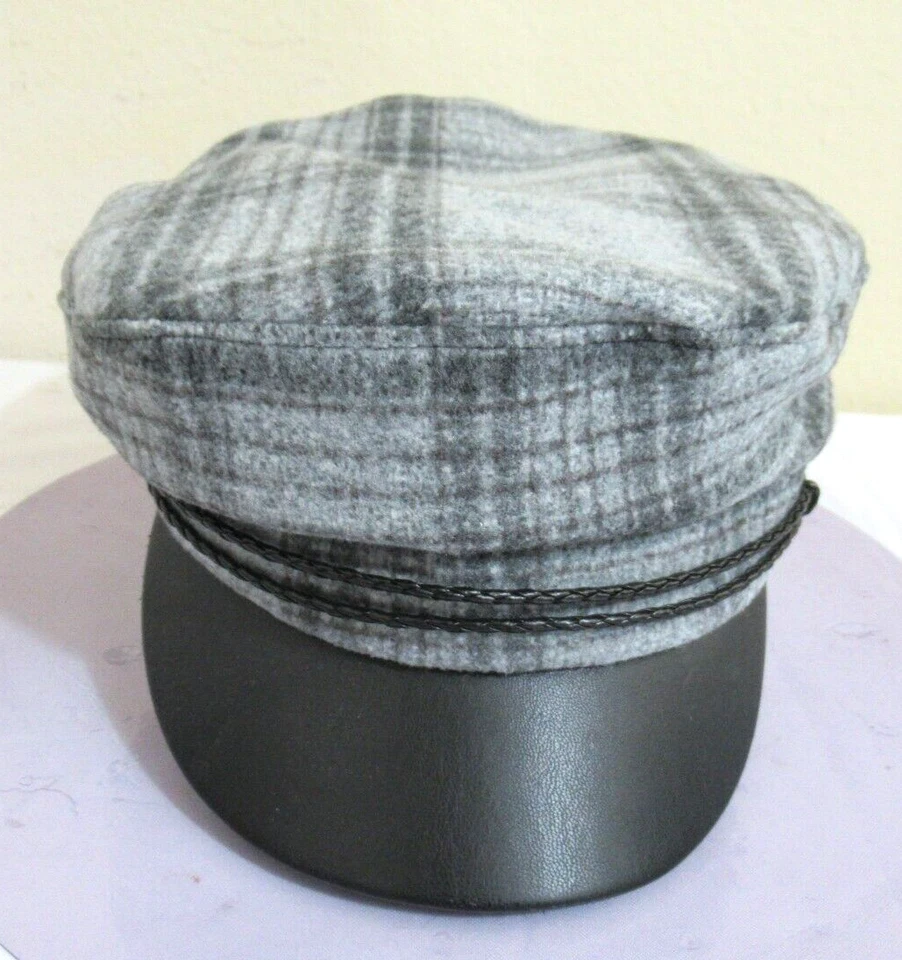 Vince Camuto Gray Plaid & Faux Leather Newsboy Hat Women's One Size EUC - Image 2 of 4