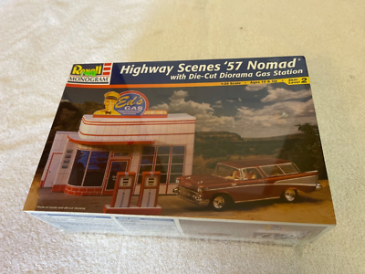 REVELL HIGHWAY SCENES 57 NOMAD WITH DIORAMA GAS STATION 1:24 SCALE 