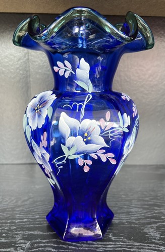 FENTON ART GLASS COLBALT BLUE 75TH ANNIVERSARY 1998 HAND PAINTED FLOWERS VASE - Picture 7 of 11