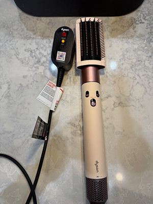 Dyson Airwrap i.d. HS08 Authentic Ceramic Pink/Rose Gold works with App!
