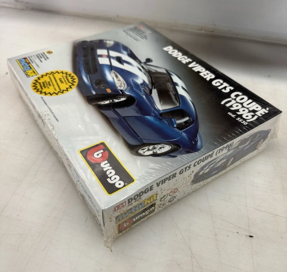 KIT MODELO METAL FERRARI F40 BURAGO 1987 NUEVO EN PLÁSTICO cod. 5540 Foto 2 de 4