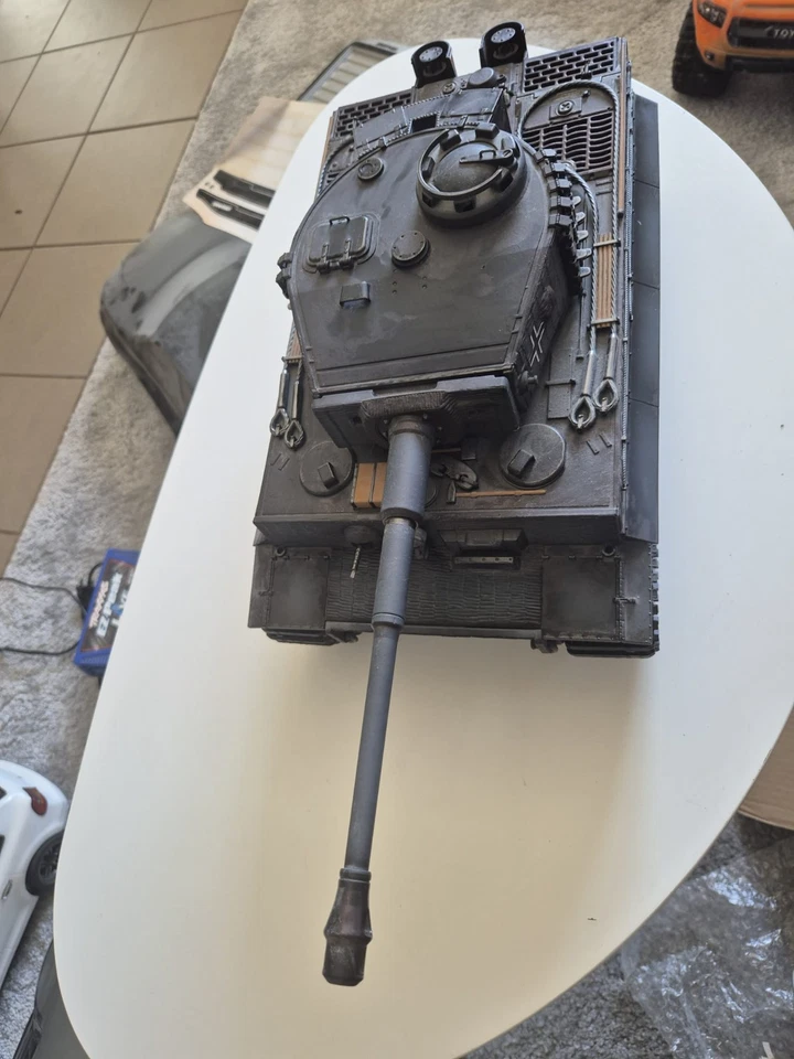 Tanque Airsoft 1/16 Torro German Tiger I versión temprana radiocontrol 2,4 GHz edición hobby gris Foto 4 de 4
