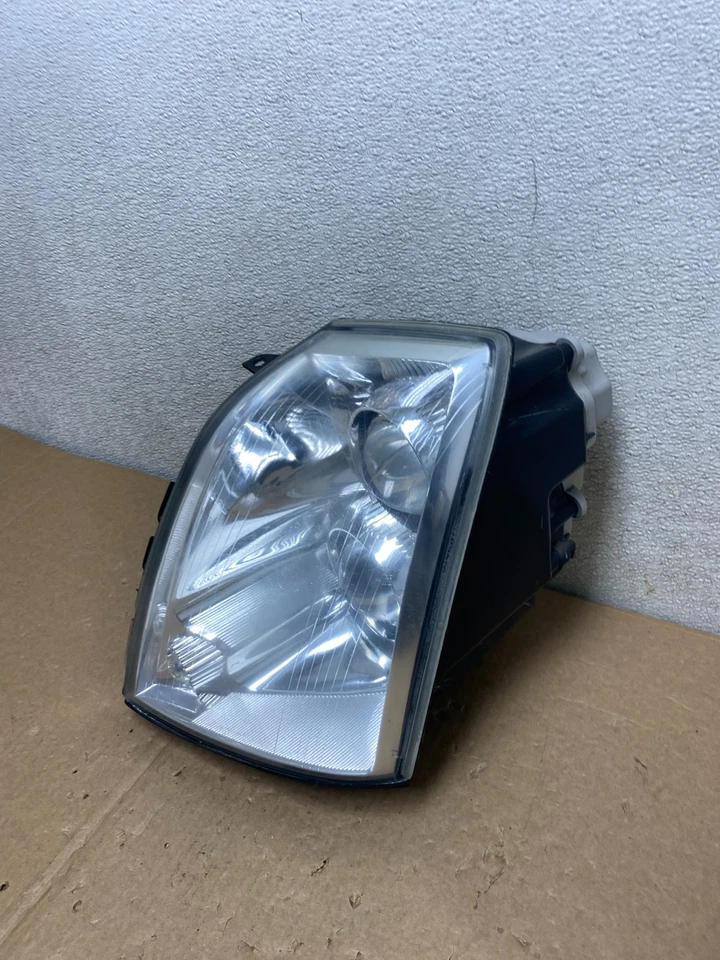 Левая ксеноновая фара левая со стороны водителя для Cadillac STS 2005–2011 годов от оригинального производителя U9830 DW - Изображение 2 из 4