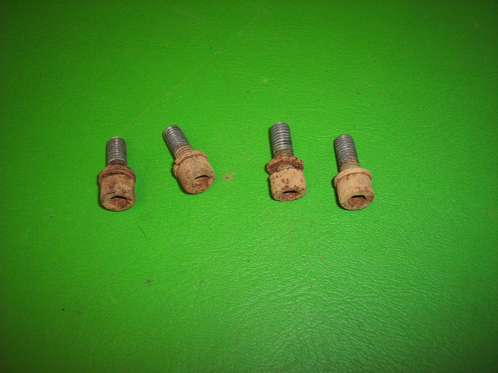 Polaris RZR 800 Exhaust Manifold Cylinder Head BOLTS Hardware header