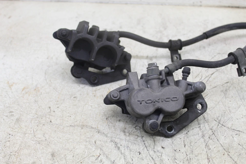 Juego de pinzas de freno delanteras derecha izquierda Suzuki Katana 750 2006 par de pinzas O5 Foto 2 de 4