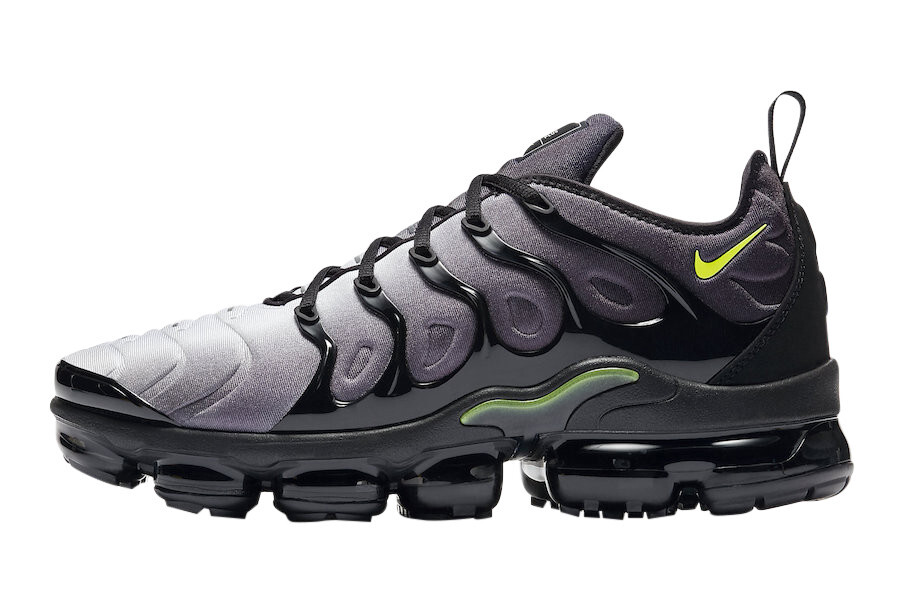 NIKE AIR VAPORMAX PLUS Sz 10.5 BLK/NEON VOLT tn max 1 90 95 NIKE AIR VAPORMAX PLUS Sz 10.5 BLK/NEON VOLT tn max 1 90 95