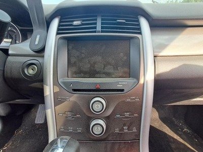 Used Front Center Infotainment Display fits: 2013 Ford Edge Front center dash mo