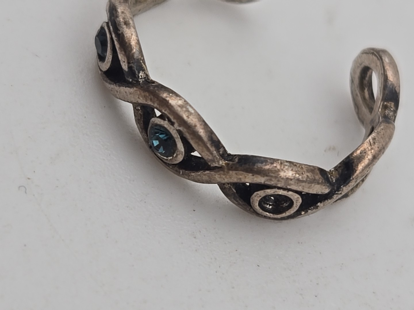 Infinity Loop Ring? Sterling Silver(?) With 2-out… - image 6