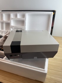 Juego de acci&oacute;n Nintendo Entertainment System excelente estado cib