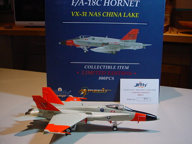 F/A 18C HORNET 1/72eme Witty Wings maquette en métal collector