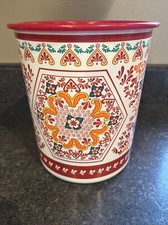 Tupperware One Touch Canister White Red Lid Snap On Lid 2422B-4 Made in USA