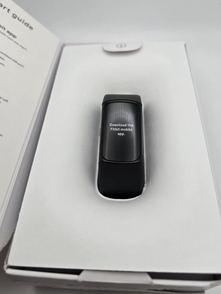 Fitbit Charge 6 Fitness Tracker - Black - GA05183NA - Image 2 of 4