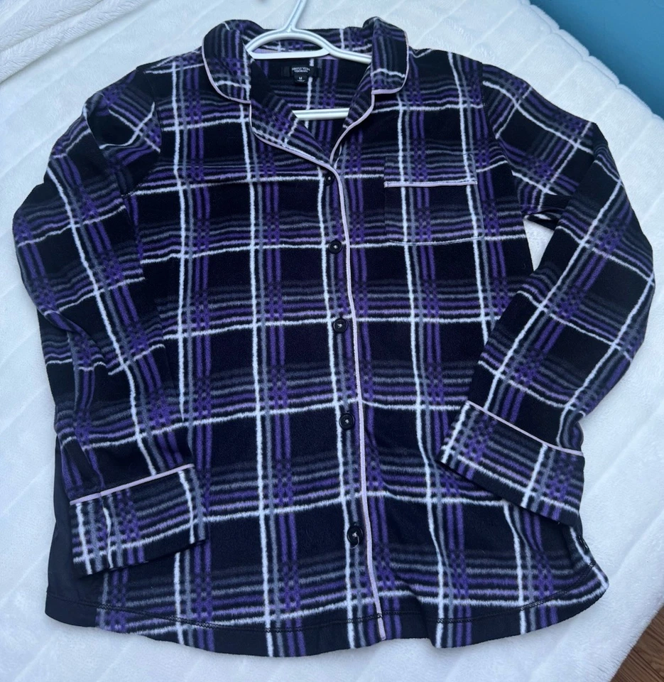 Simply Vera Wang Long Sleeve Black w White Stripe Soft Pajamas 2 Piece Set, Sz M - Image 3 of 4