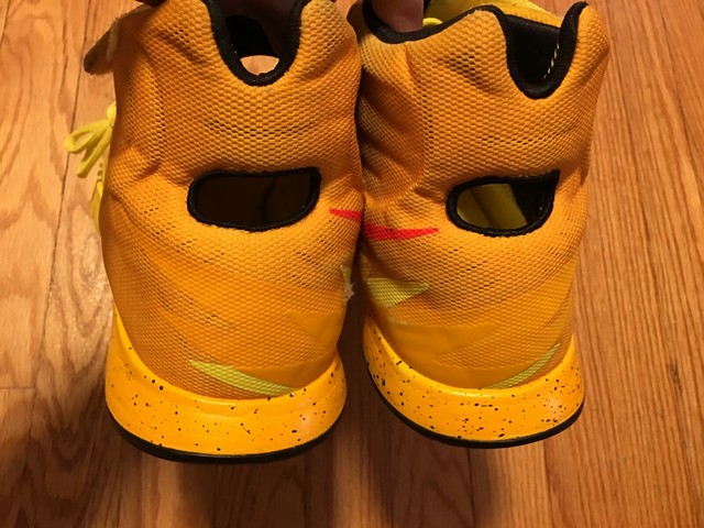 Nike Hyperrev OG 2014 Kyrie Irving PE Yellow Red Gold USED Slightly 