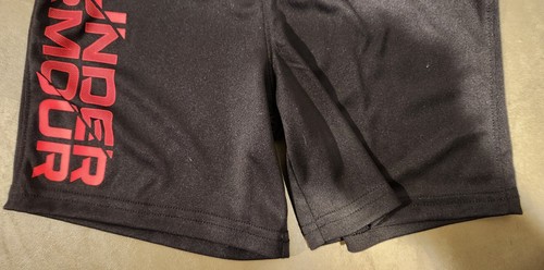 NEW Under Armour Boys' UA Prototype 2.0 Wordmark Shorts Black Size 4 - Picture 3 of 8
