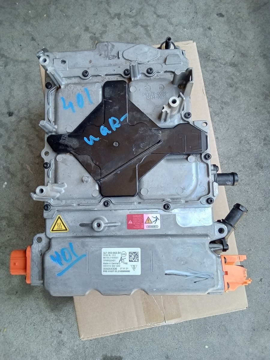 2020-22 PORSCHE TAYCAN OEM BATTERY POWER VOLTAGE CONVERTER