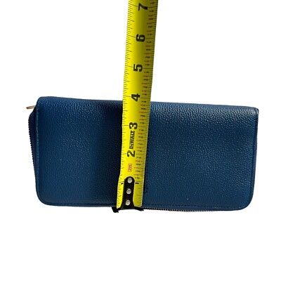Tod's★素敵!Blue Zip Continental Wallet with Black T-panel Tod's Italy Blue Zip Continental Wallet Nuova Collection