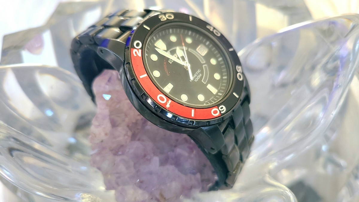 SEIKO Kinetic 腕時計 100m防水 黒/赤 SEIKO Kinetic 腕時計 100m防水 黒/赤