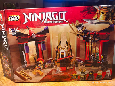 LEGO NINJAGO Duell im Thronsaal 70651, mit Schachtel