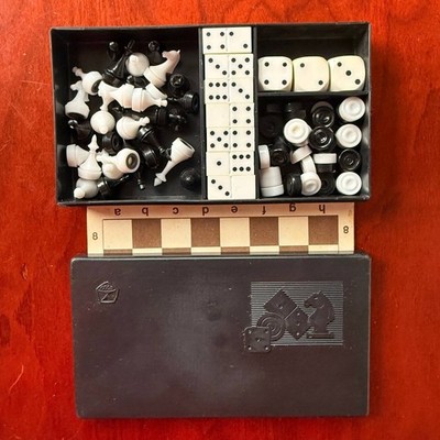 Vintage Soviet Travel Games Set | Schach, Dame, Dominos & Würfel | UdSSR Magnet