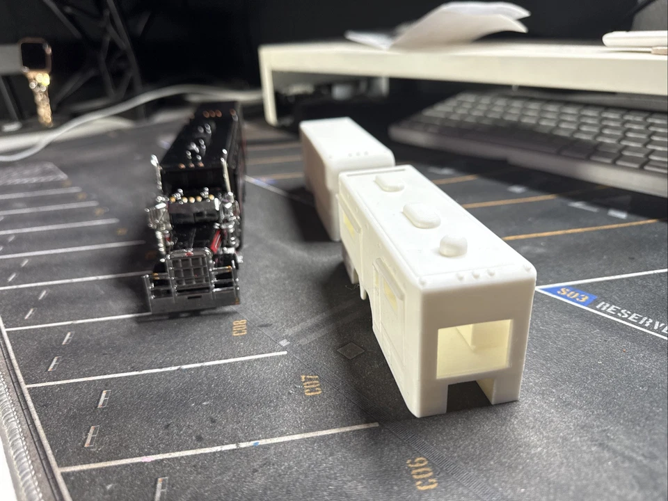 Kit de autocaravana DCP 1:64 camión hecho a medida/kit de remolque hecho a medida sin ruedas Foto 3 de 4