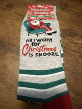 Merry Christmas 3 Pairs Holiday Socks Size 8-13 , Santa Clause, Wine