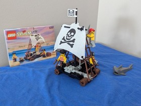 Vintage (1992) LEGO Pirates set 6261 Raft Raiders -  RARE