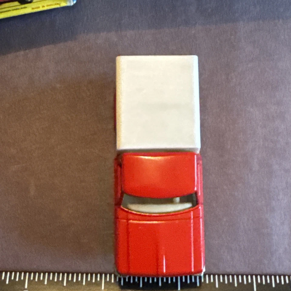 Matchbox Lesney Superfast MB6 Chrome Grille Ford Pick-Up Truck w/G Box - Image 4 of 4