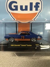 M2 Machines 1:64 1969 Chevrolet Camaro Custom #20 GULF Blue/Orange 31500-HS59