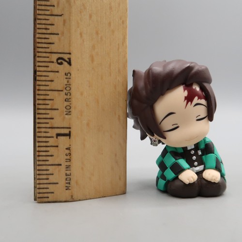Demon Slayer Katazun Sleeping Takara Tomy 2-Inch Mini-Figure - Foto 2 di 4
