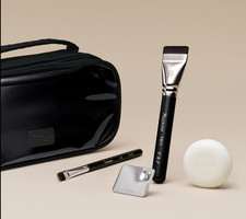 Piccasso Skin Fit Base Makeup Brush 2pcs + Pouch, Pallet, Soap Set