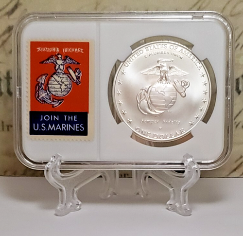 2005-P - U. S. Marines Commemorative - Silver Dollar with Stamp - Very Nice! W5 - Picture 12 of 12