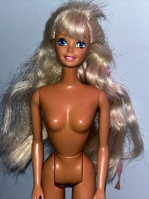 90 s Blonde Barbie Rapunzel Splash Color POG Chic Fashion Doll Braids Bangs Nude