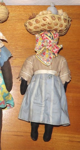 2 Vintage Handmade Folk Art Black Jamaican Girl Cloth Dolls w Fruit Basket Hats - Picture 4 of 4