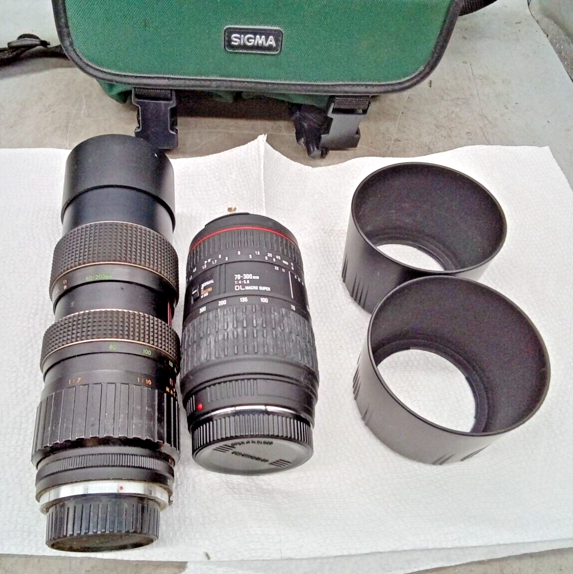 Sigma 70-300mm 1:4-5.6 DL Macro Super Lens for Canon Camera