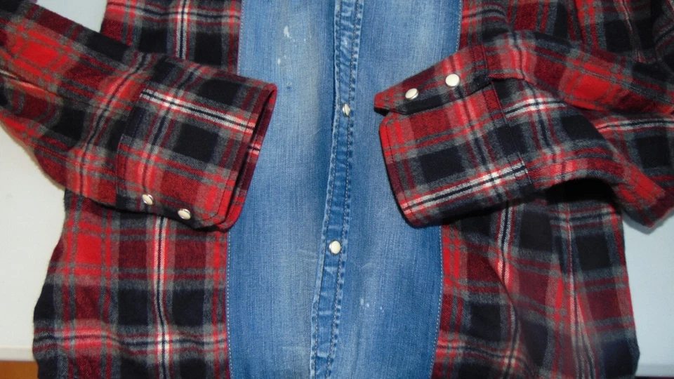 DSQUARED2 1°LINEA CAMICIA TG S-46 COTONE FLANELLATO 620,00 CARTELLINO DS-G - Immagine 4 di 4