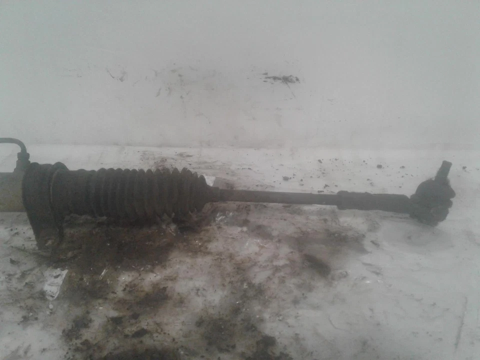 Used Rack and Pinion Assembly fits: 1989 Dodge Spirit Power Rack and Pinion 14`` Foto 2 de 4