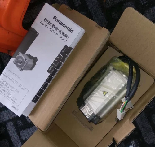 1PC New Panasonic MSMD082J1U Servo Motor Expedited Shipping - Picture 1 of 1