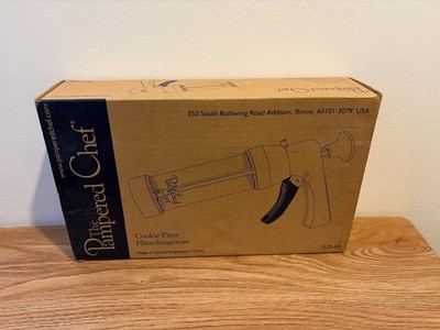 Brandneu The Pampered Chef Kekspresse 16 Scheiben