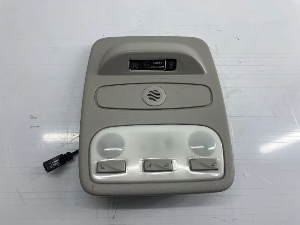 RENAULT Clio 1.5 DIESEL 2015 Interior Light Panel 739486822R - Image 2 of 4