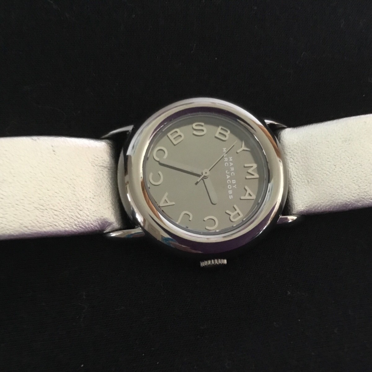 MARC BY MARC JACOBS MBM1220 METALLIC SILVER GRAY MARCI WATCH LEATHER il_fullxfull.6747104553_cgkn.jpg main image 2