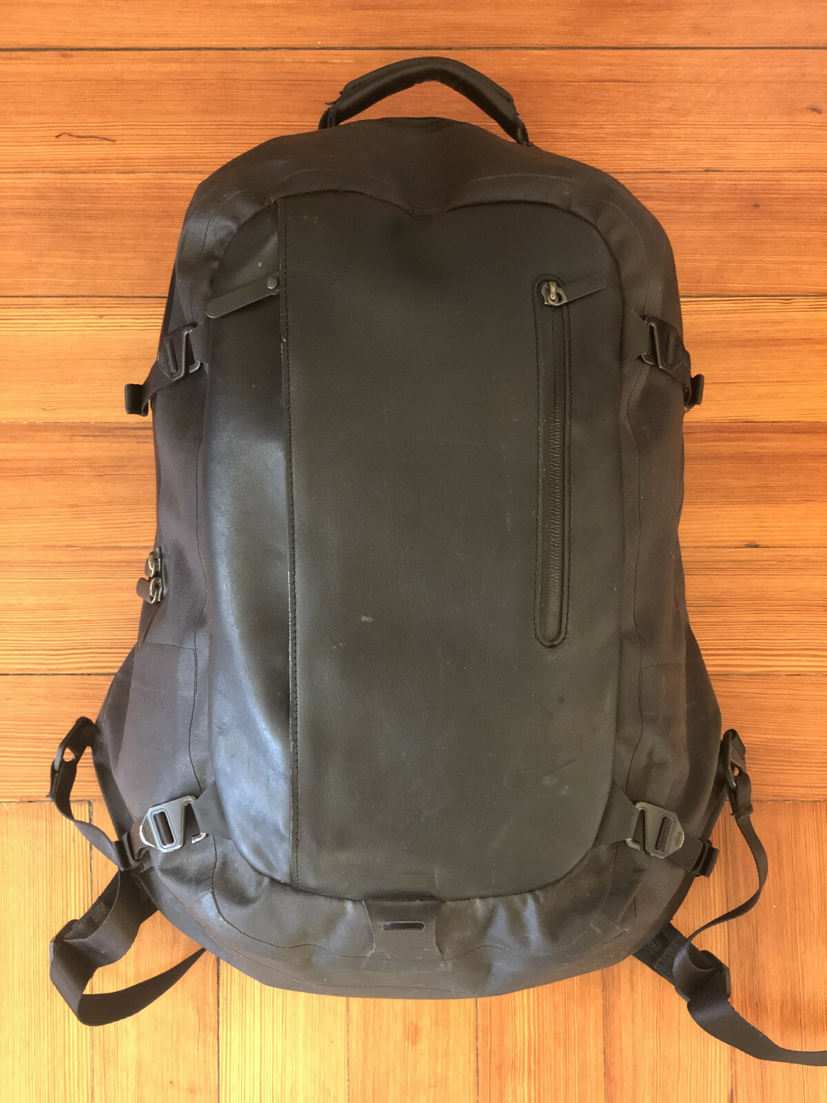 best backpack under 2000