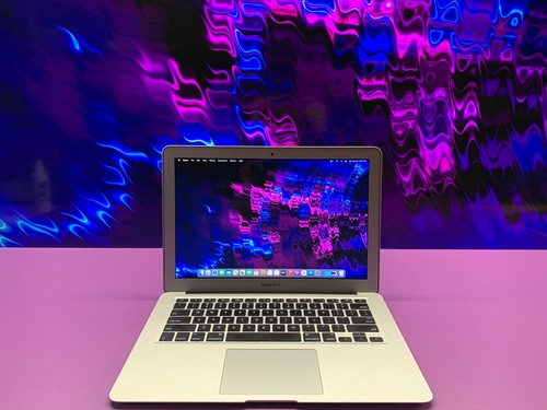 13" Apple MacBook Air 512gb SSD 8gb 3.2Ghz i7 TURBO - SEQUOIA WARRANTY