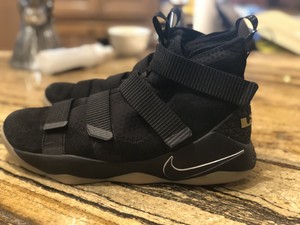 lebron soldier 11 black gum