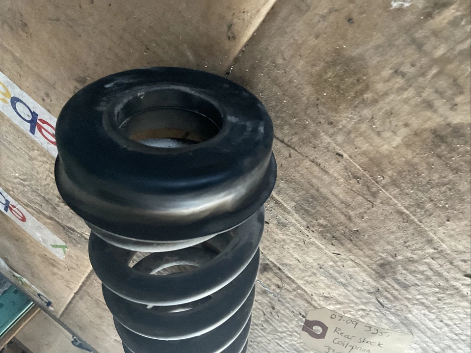 07-09 Amortiguador trasero BMW 335i muelle helicoidal 33536767341 Foto 4 de 4