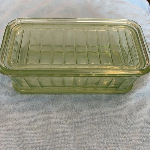 1930s Green Depression Uranium Vaseline Glass Ribbed Refrigerator Dish with Lid