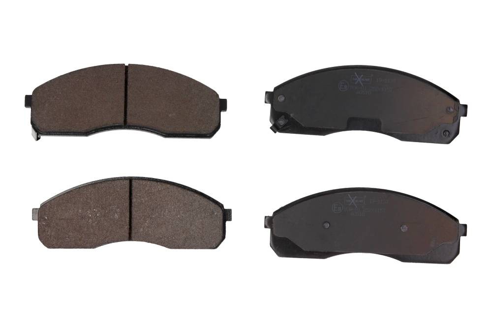 Plaquettes de frein pour Kia Carnival 1999 et Pregio 2002 - Sécurité freinage essieu avant
