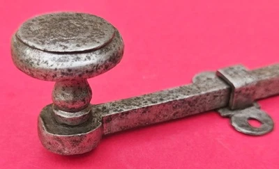 Verrou ancien 18ème Fer forgé - Photo 1/4