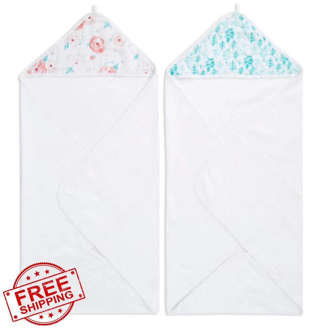 aden + anais Hooded Towel Full Bloom