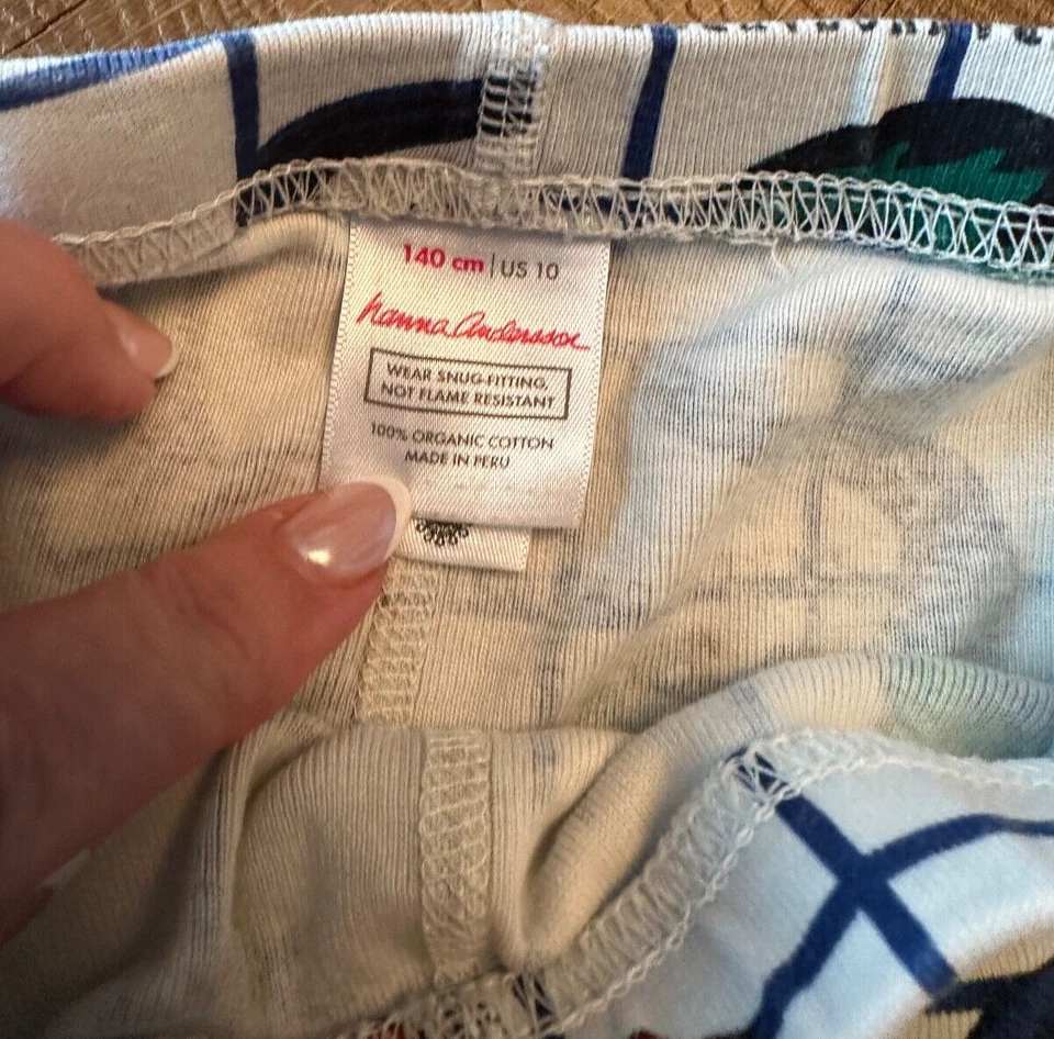 PANTALONES CORTOS PIJAMA DINOSAURIO HANNA DIFFERENTSON NIÑOS TALLA 10 Foto 2 de 4